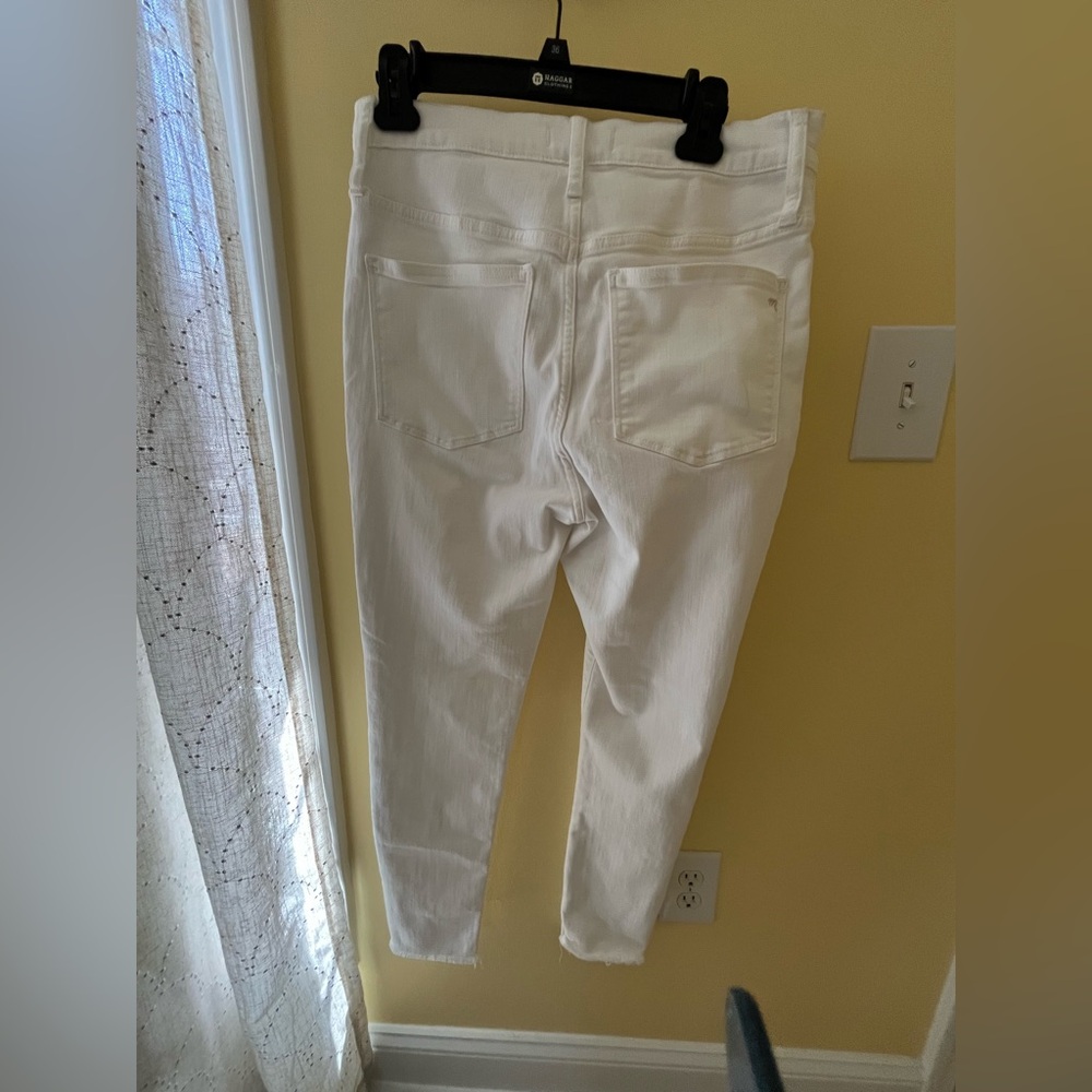 Madewell Mid Rise 4 Button Frayed Hem  White Jeans Size 31 - Picture 3 of 8